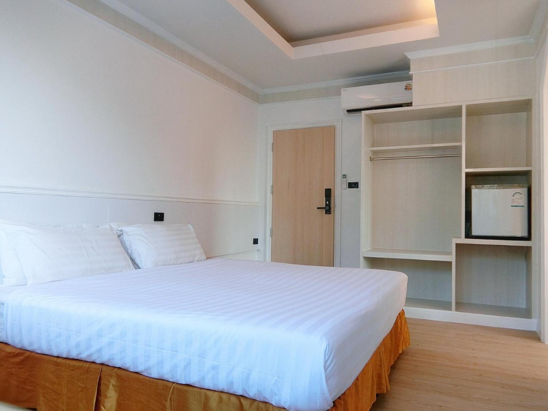 Sira Boutique Residence - Newly Renovated Patong Екстериор снимка