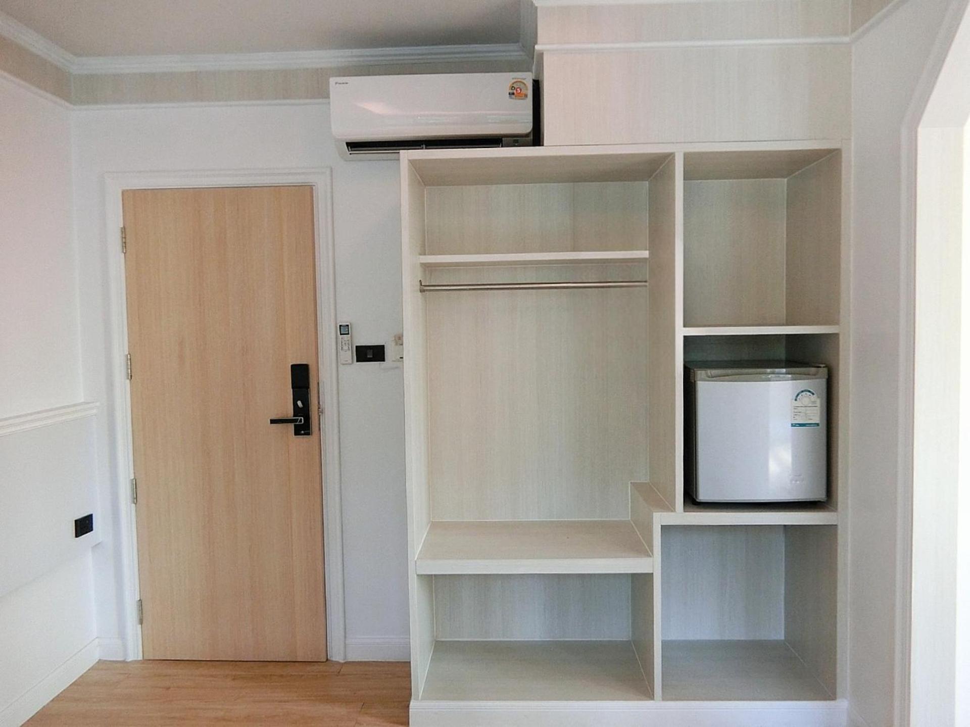 Sira Boutique Residence - Newly Renovated Patong Екстериор снимка