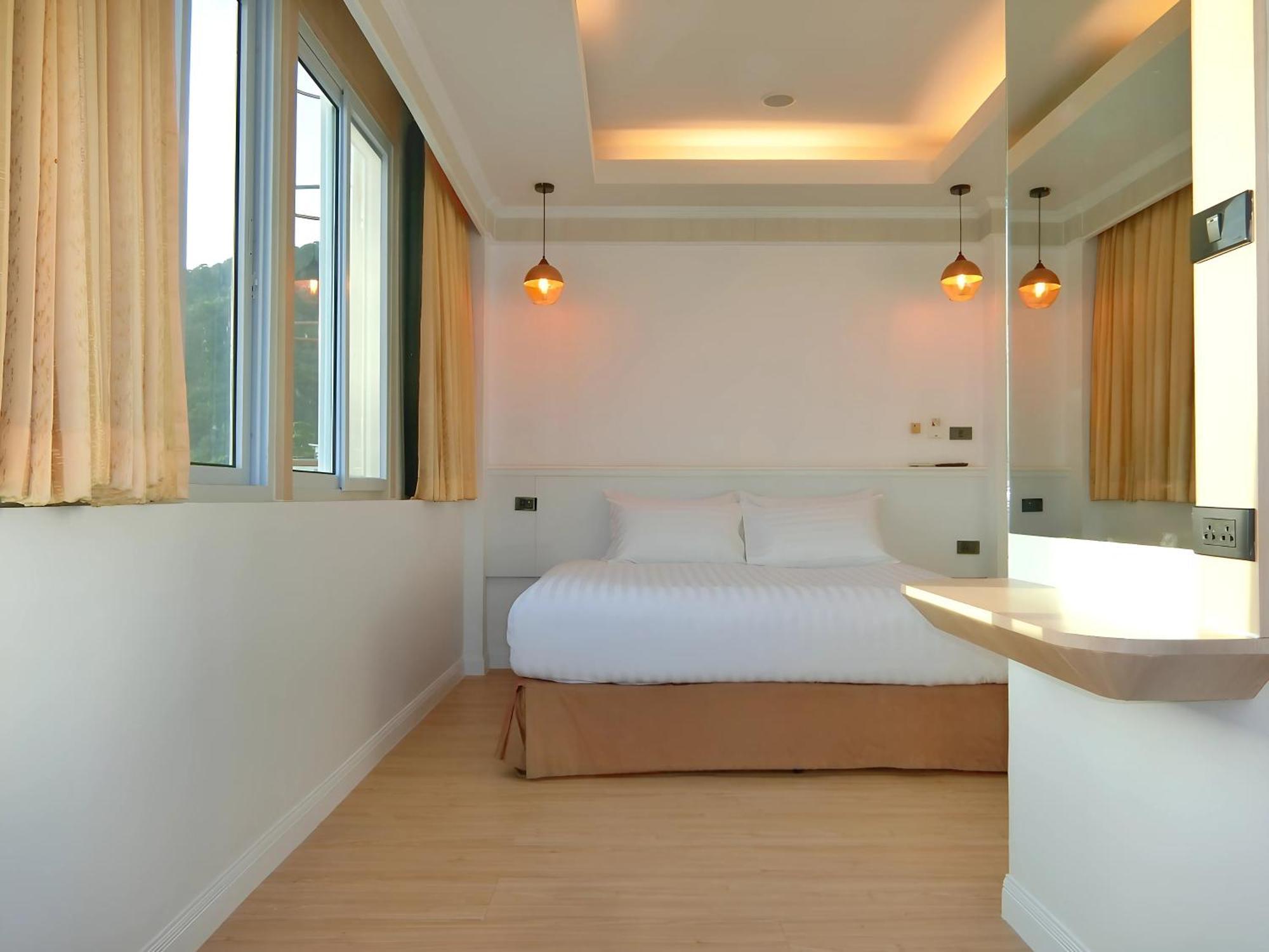 Sira Boutique Residence - Newly Renovated Patong Екстериор снимка