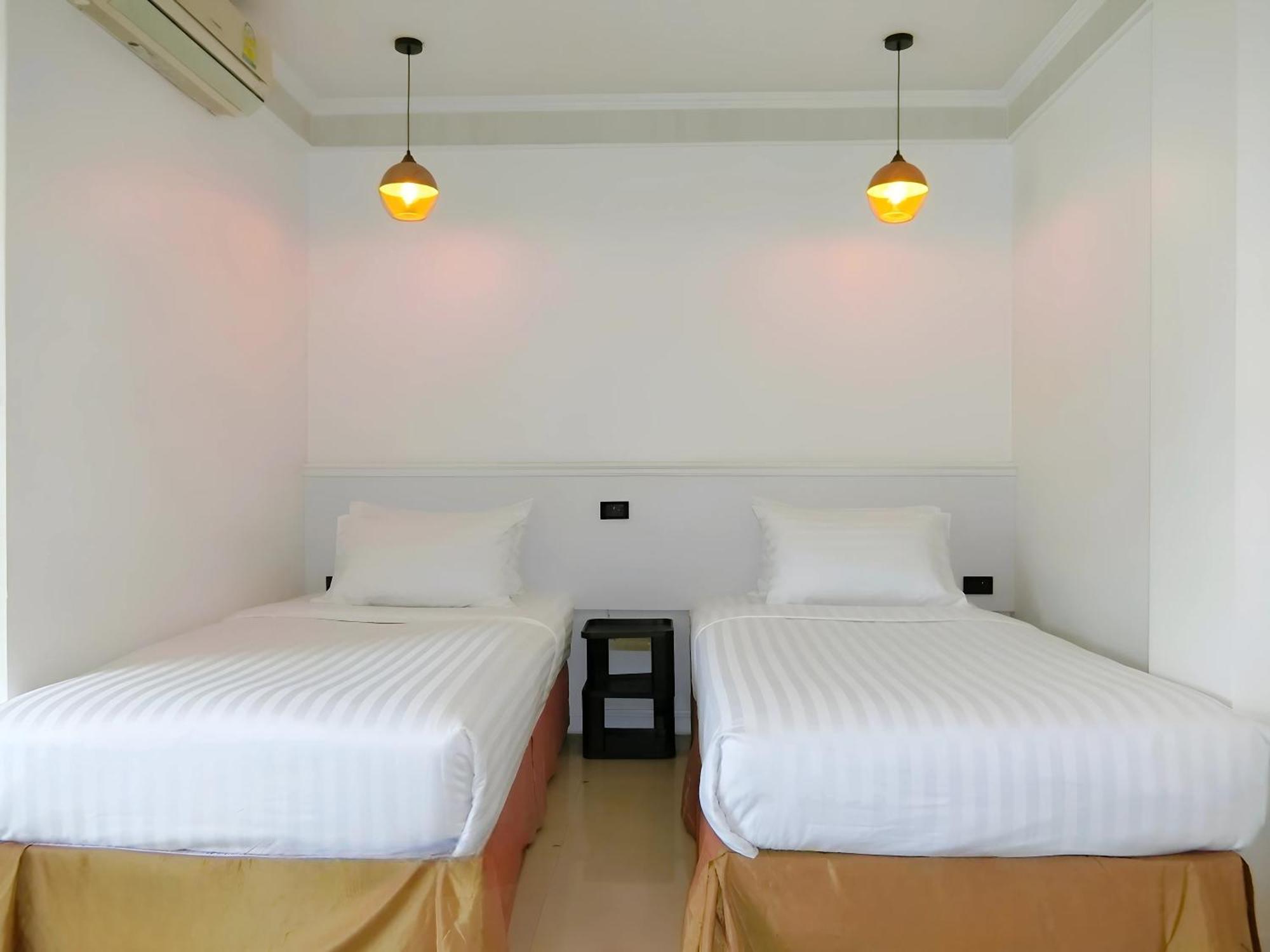 Sira Boutique Residence - Newly Renovated Patong Екстериор снимка