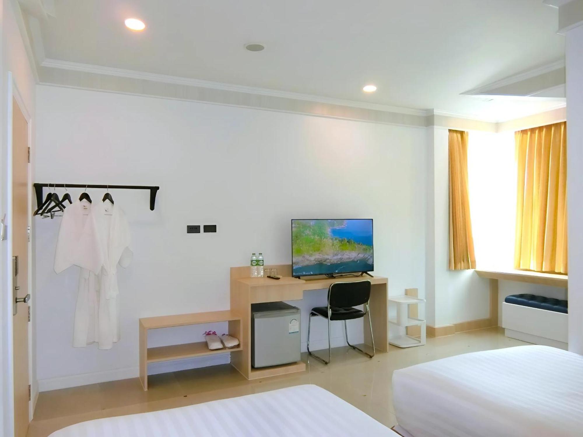 Sira Boutique Residence - Newly Renovated Patong Екстериор снимка