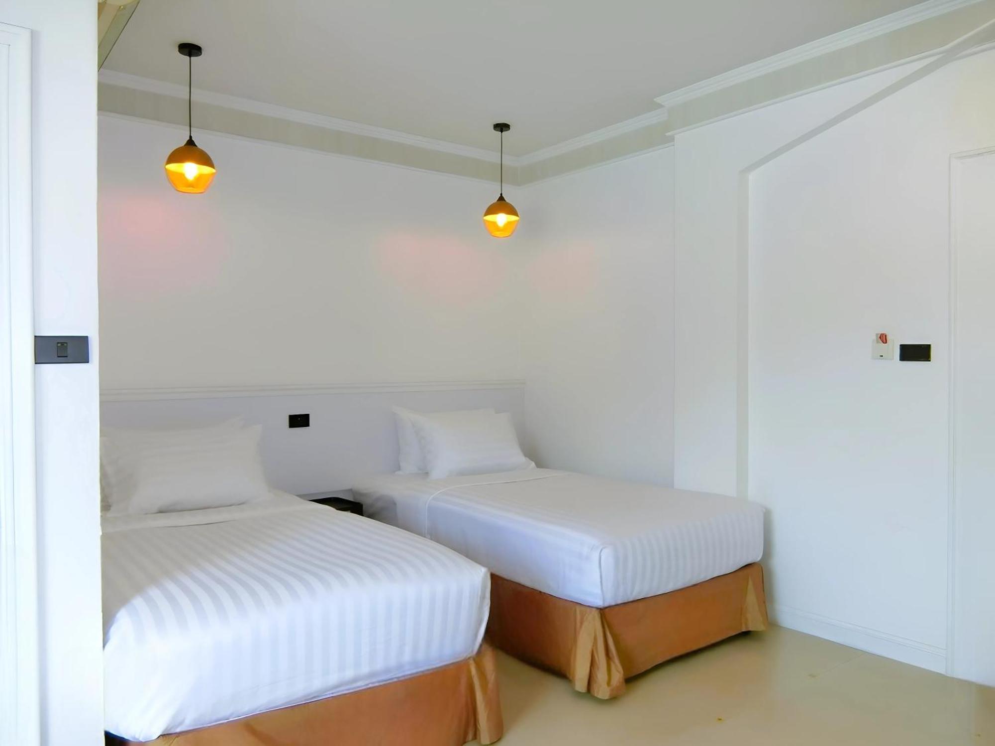 Sira Boutique Residence - Newly Renovated Patong Екстериор снимка