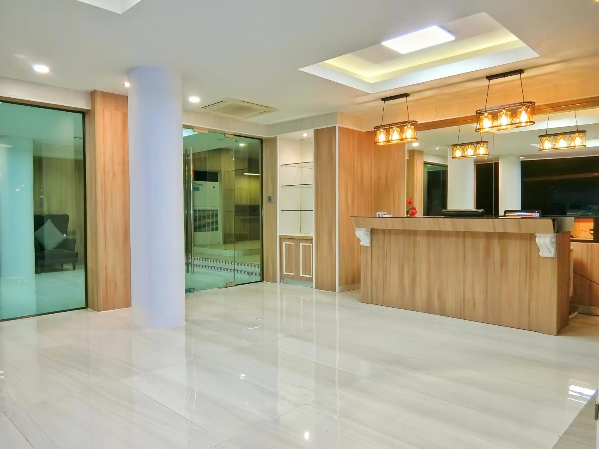 Sira Boutique Residence - Newly Renovated Patong Екстериор снимка