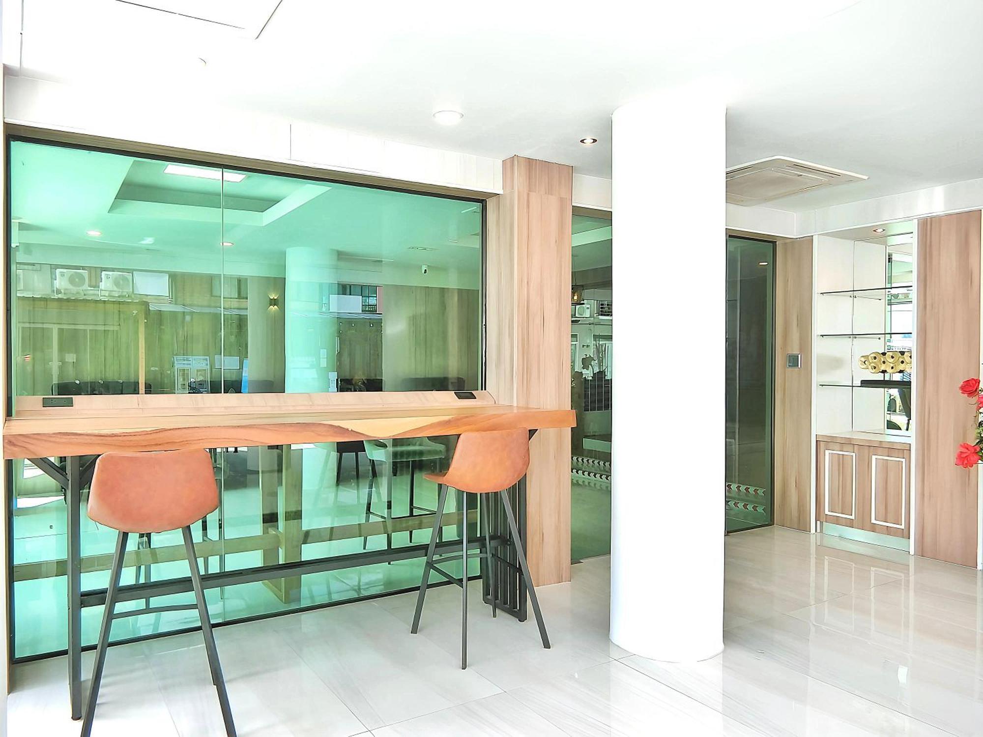 Sira Boutique Residence - Newly Renovated Patong Екстериор снимка