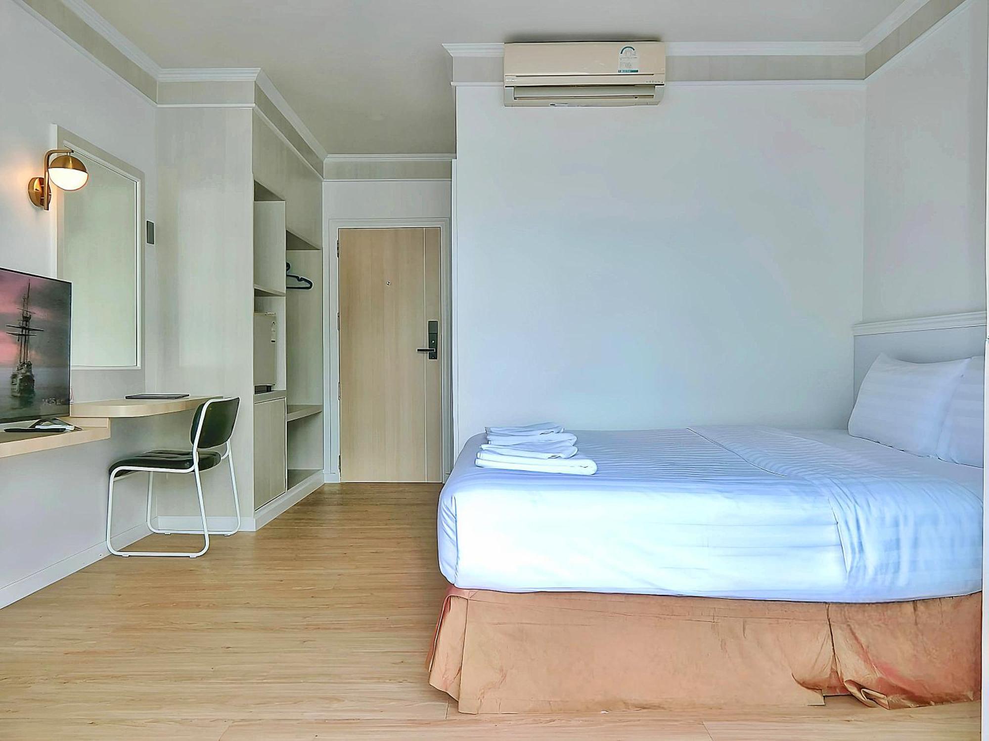Sira Boutique Residence - Newly Renovated Patong Екстериор снимка