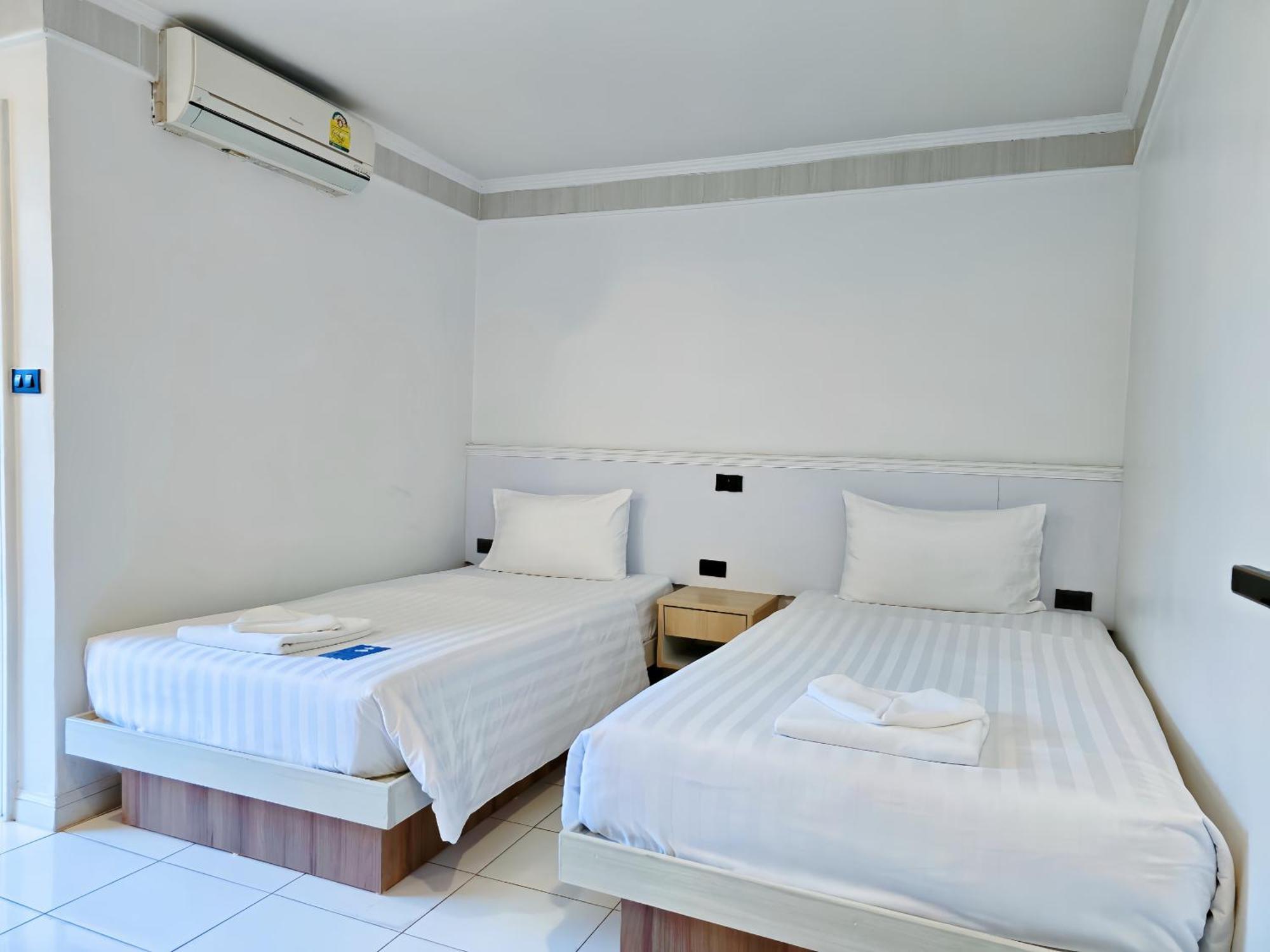 Sira Boutique Residence - Newly Renovated Patong Екстериор снимка