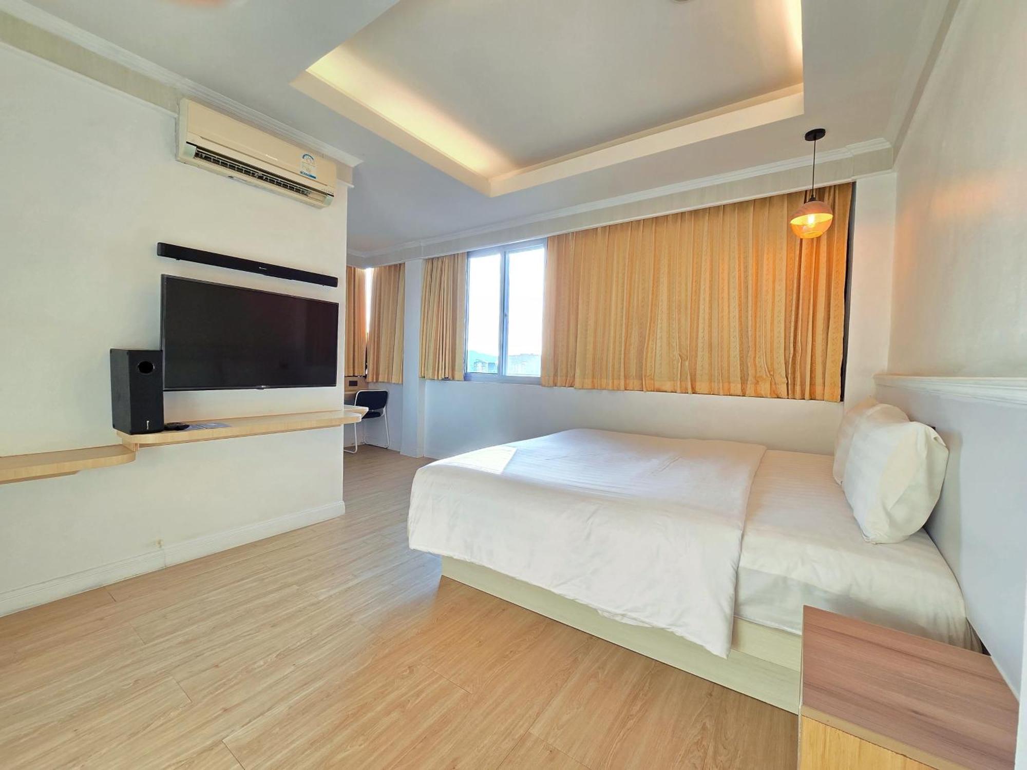 Sira Boutique Residence - Newly Renovated Patong Екстериор снимка