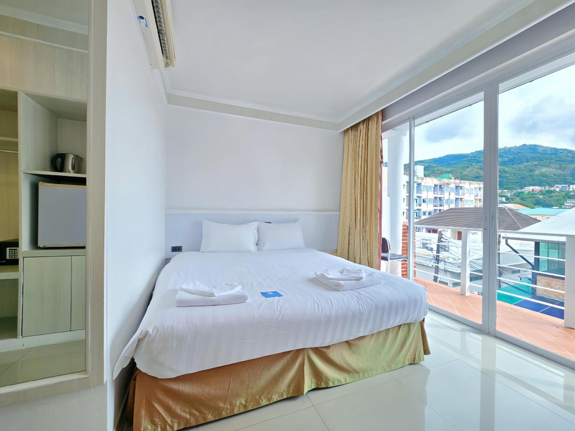 Sira Boutique Residence - Newly Renovated Patong Екстериор снимка