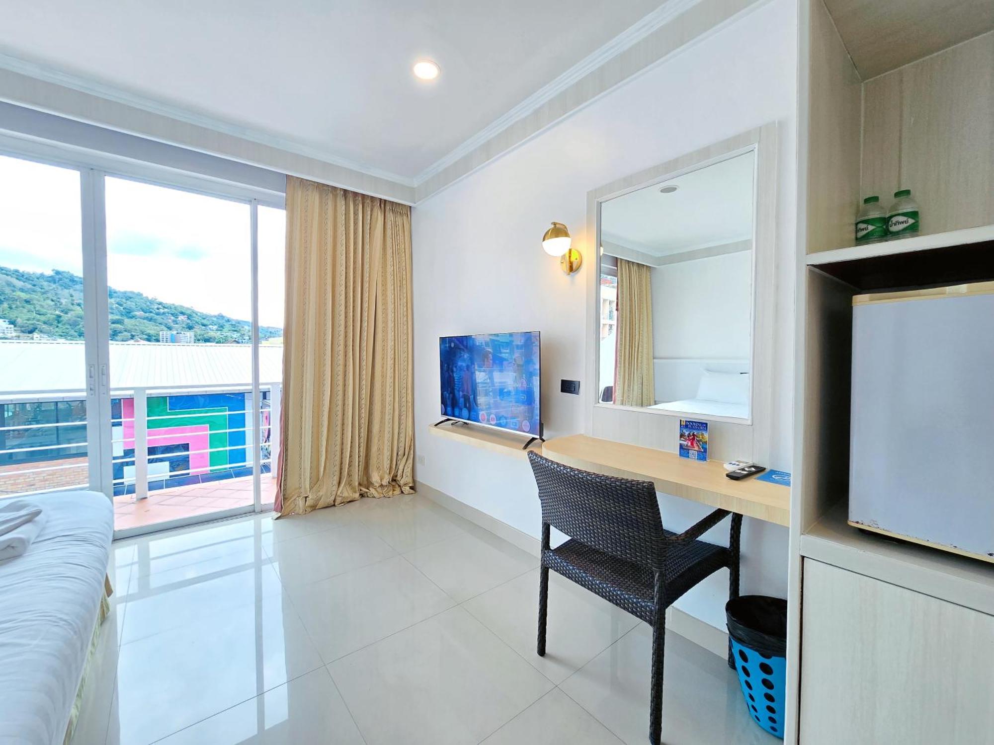 Sira Boutique Residence - Newly Renovated Patong Екстериор снимка