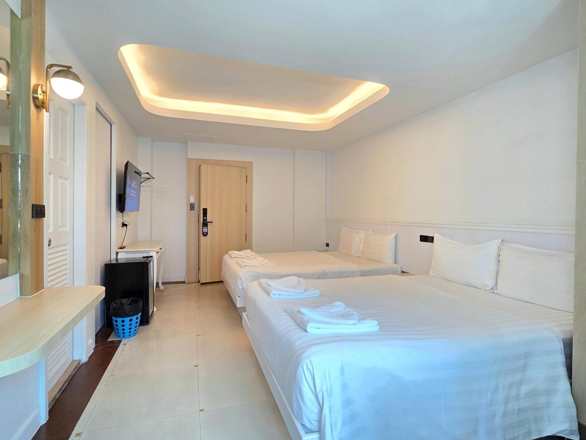 Sira Boutique Residence - Newly Renovated Patong Екстериор снимка